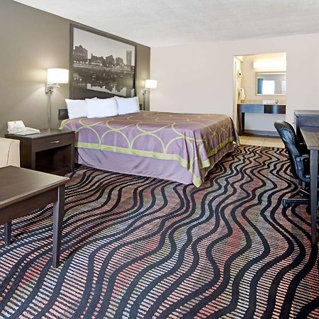 Super 8 by Wyndham Lakeland Eksteriør billede